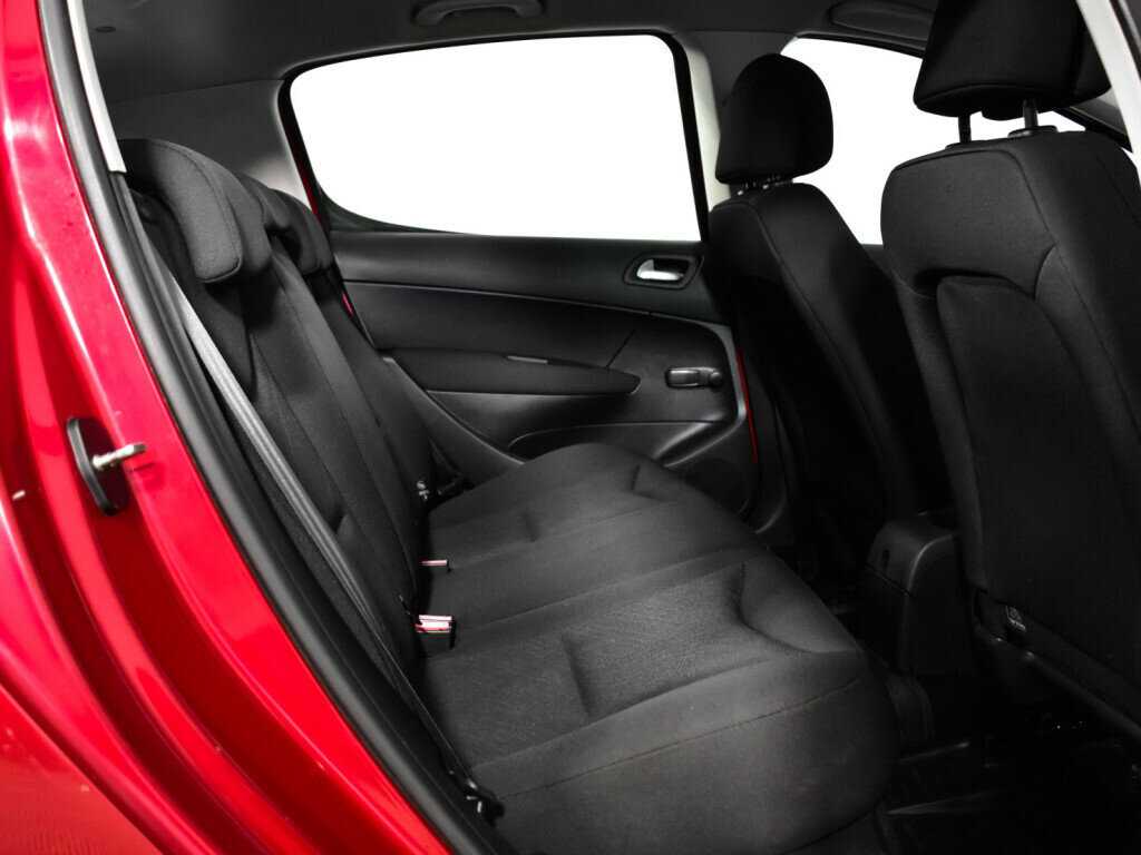 Б/У Пежо 308 2008 года. Фото: #9