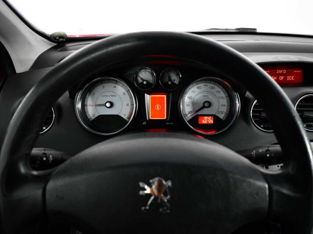 Б/У Пежо 308 2008 года. Фото: #10