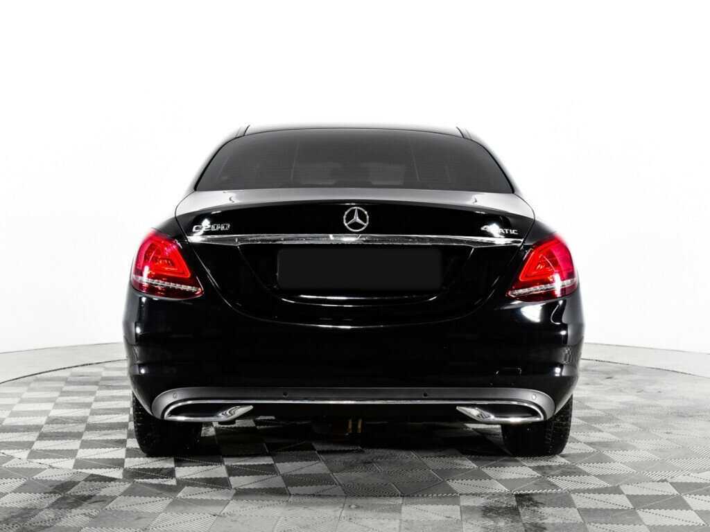 Б/У Мерседес-Бенц Ц-Класс 2018 года. Фото: #5