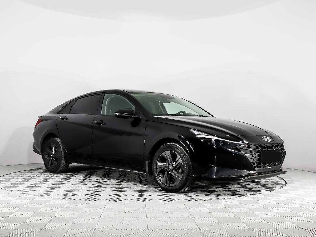 Б/У Хендай Елантра 2021 года. Фото: #2