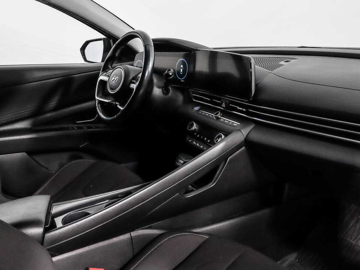 Б/У Хендай Елантра 2021 года. Фото: #13