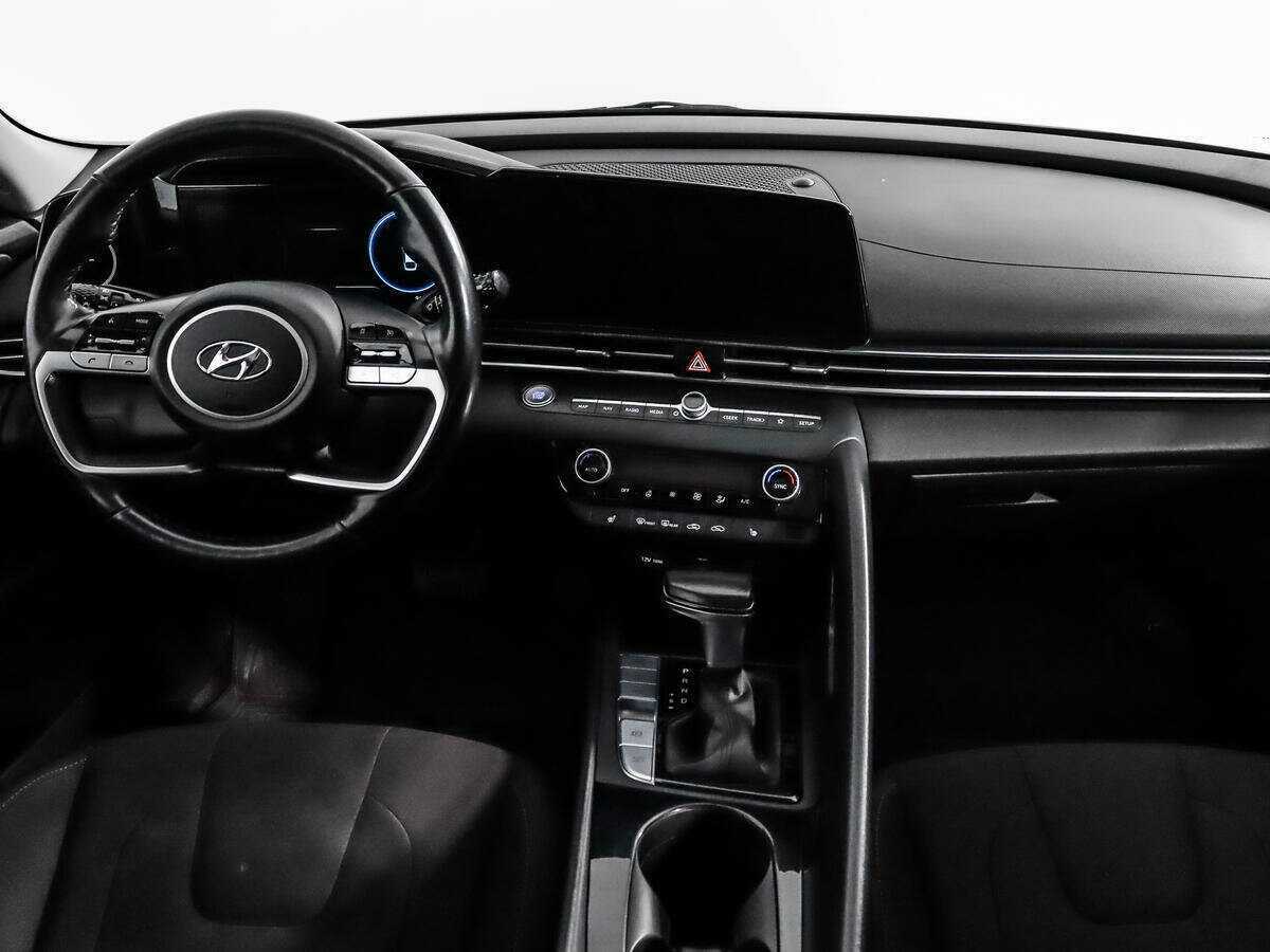 Б/У Хендай Елантра 2021 года. Фото: #14