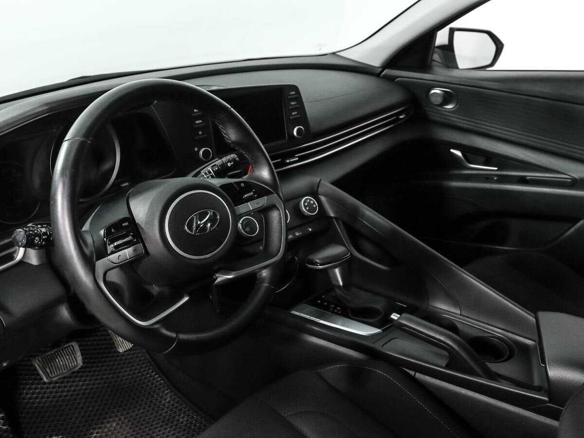 Б/У Хендай Елантра 2021 года. Фото: #8