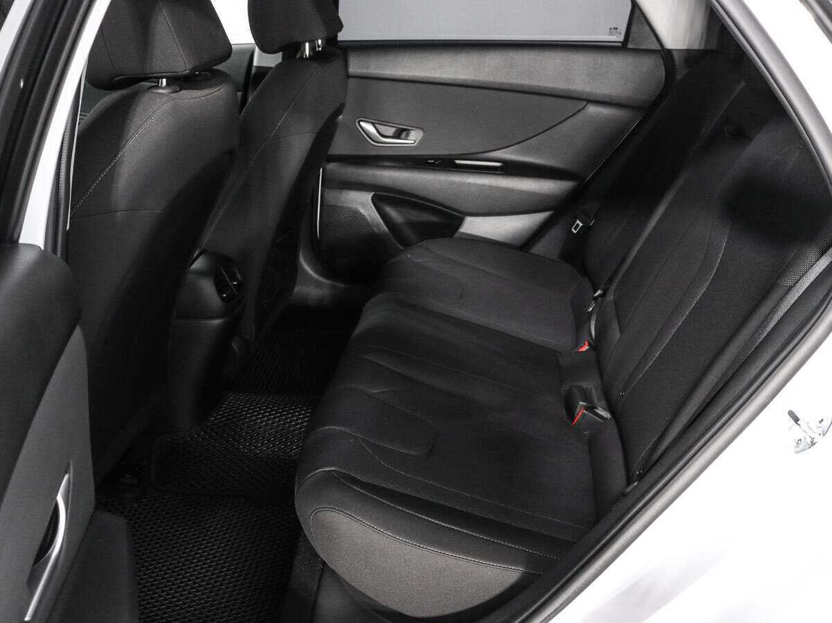 Б/У Хендай Елантра 2021 года. Фото: #9