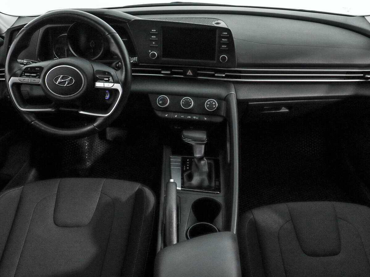 Б/У Хендай Елантра 2021 года. Фото: #11