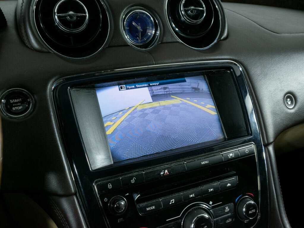 Jaguar XJ 2010 года с пробегом. Фото: #20