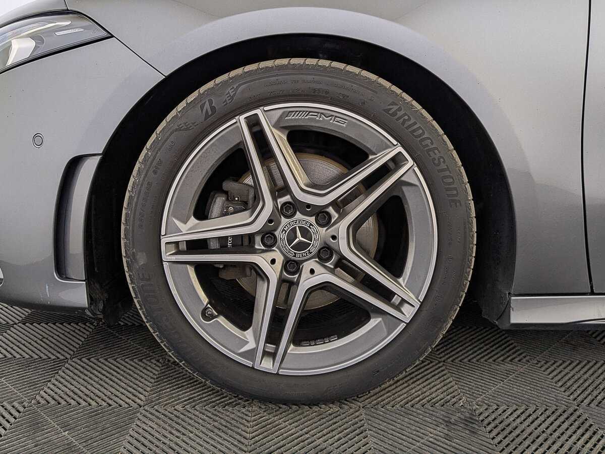 Б/У Мерседес-Бенц А-Класс 2019 года. Фото: #11