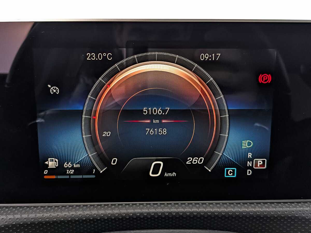 Б/У Мерседес-Бенц А-Класс 2019 года. Фото: #15