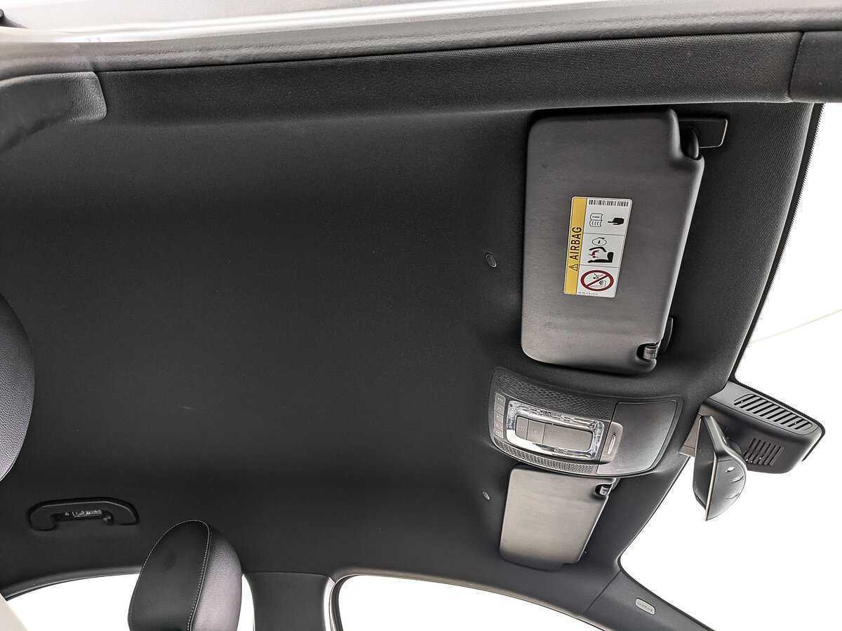 Б/У Мерседес-Бенц А-Класс 2019 года. Фото: #22