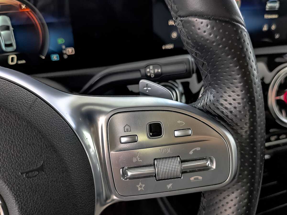 Б/У Мерседес-Бенц А-Класс 2019 года. Фото: #26