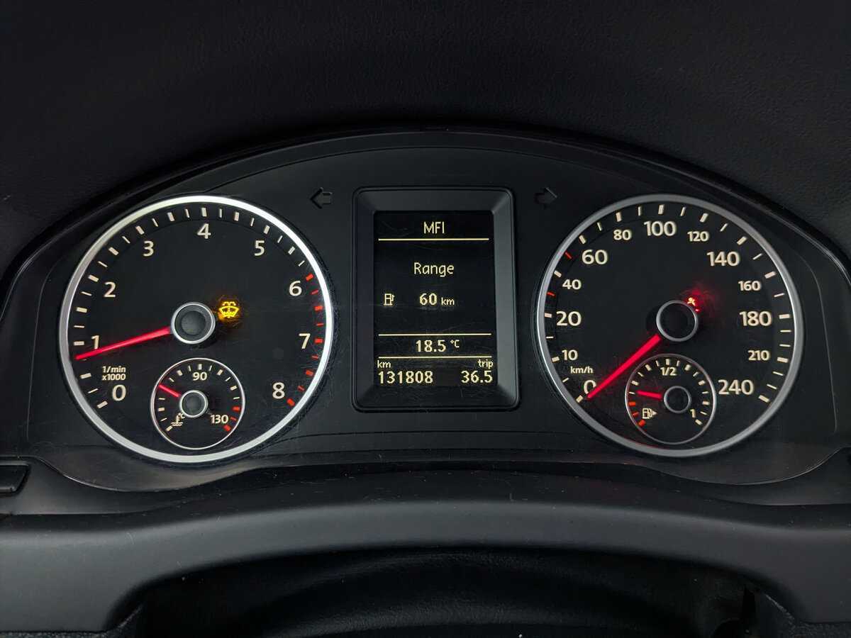 Б/У Фольксваген Тигуан 2010 года. Фото: #12