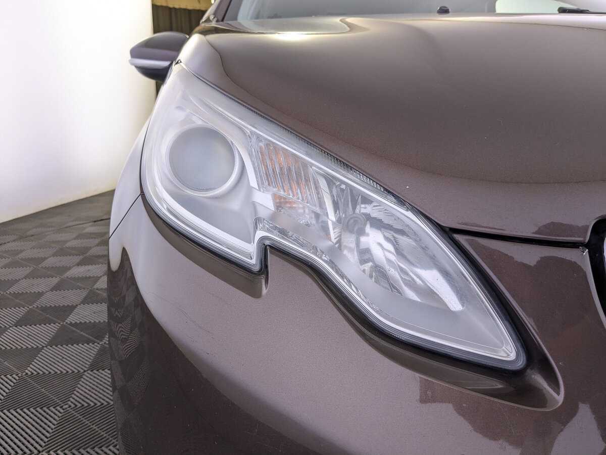 Б/У Пежо 2008 2014 года. Фото: #10