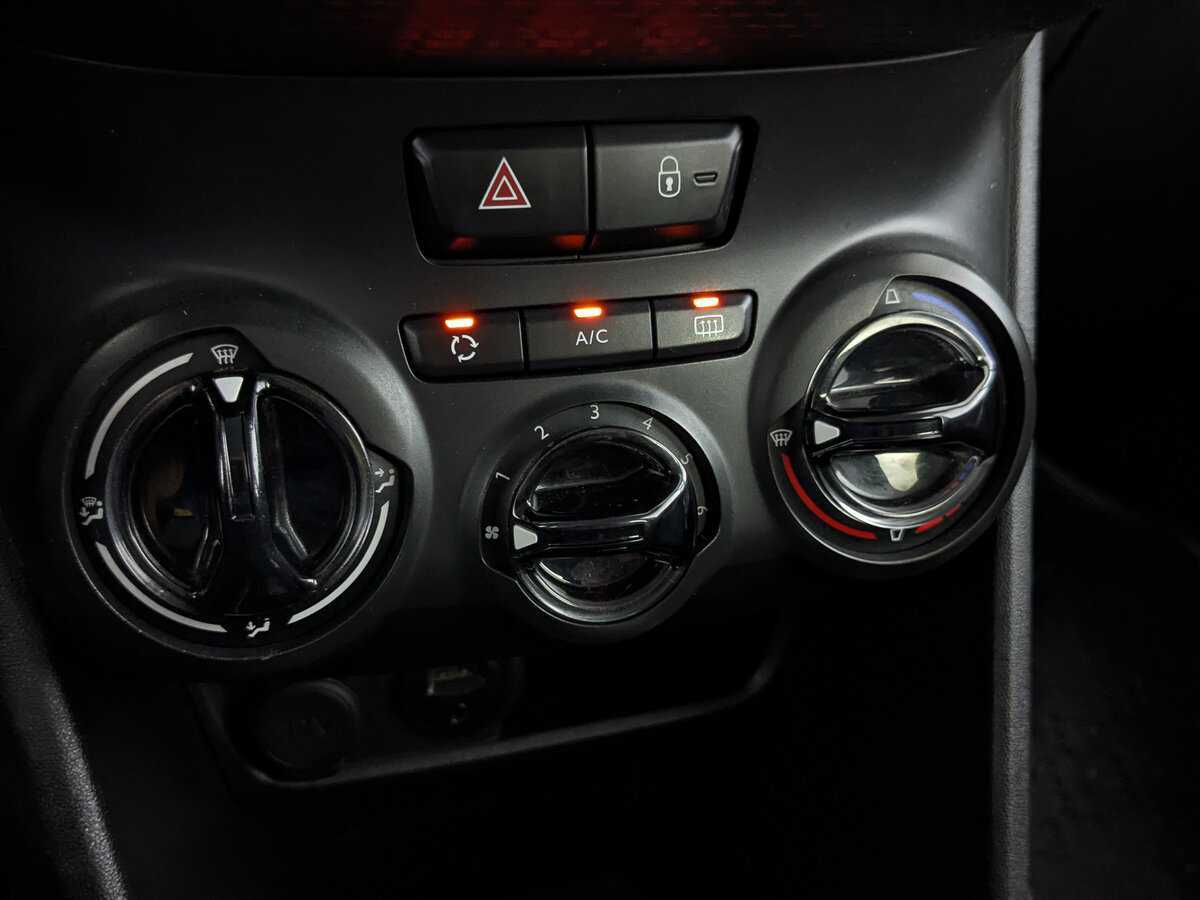 Б/У Пежо 2008 2014 года. Фото: #20