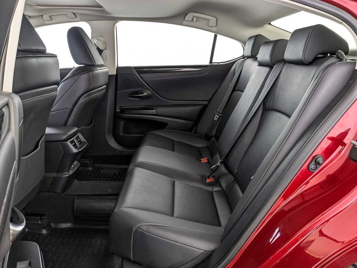 Б/У Лексус ЕС 2020 года. Фото: #17