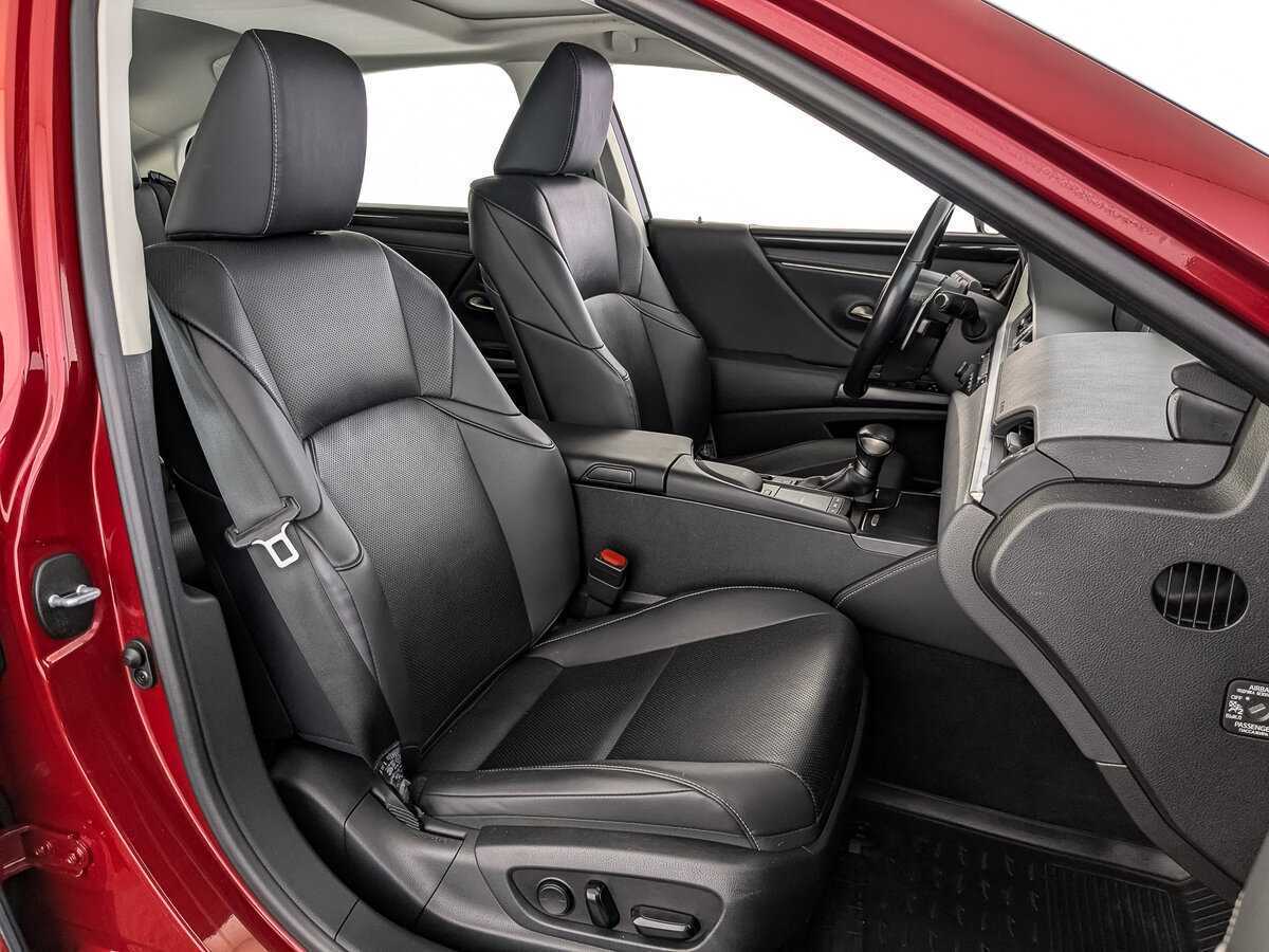 Б/У Лексус ЕС 2020 года. Фото: #22