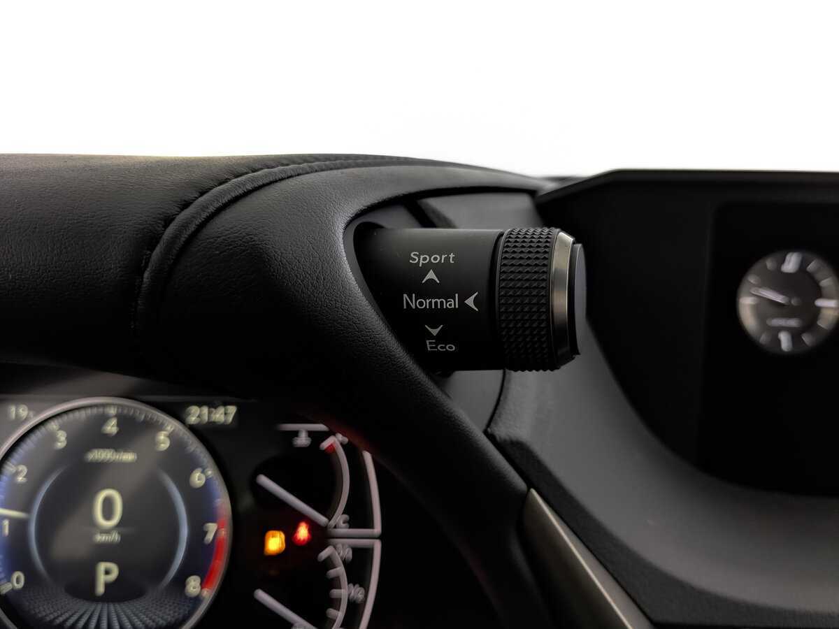 Б/У Лексус ЕС 2020 года. Фото: #24