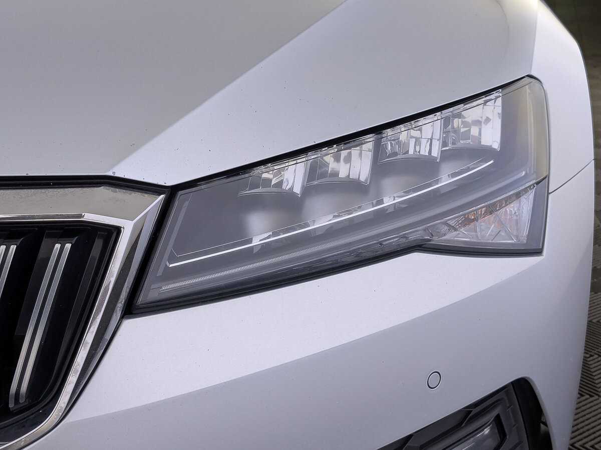 Б/У Шкода Суперб 2021 года. Фото: #9