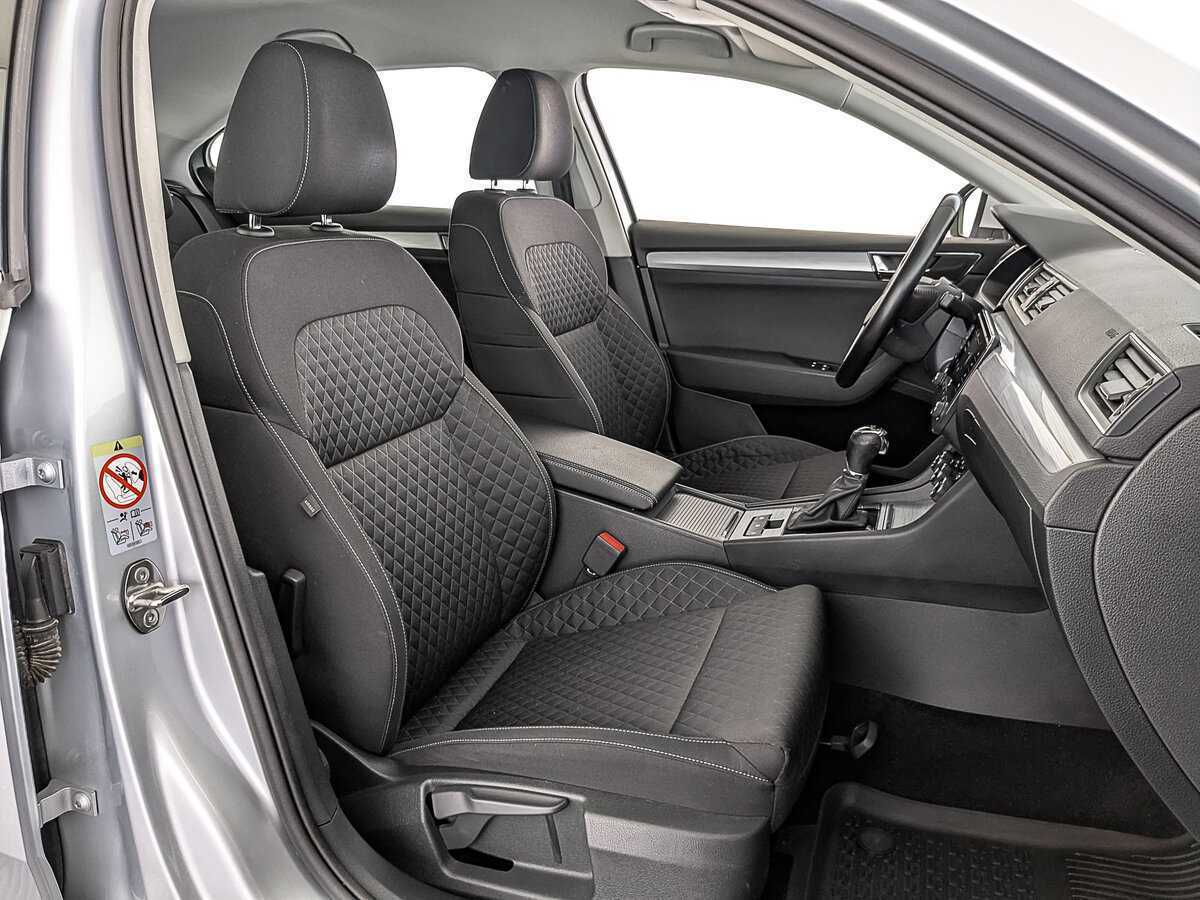 Б/У Шкода Суперб 2021 года. Фото: #20