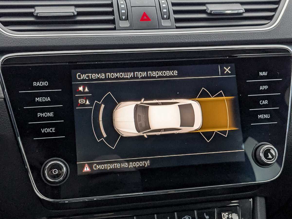 Б/У Шкода Суперб 2021 года. Фото: #23