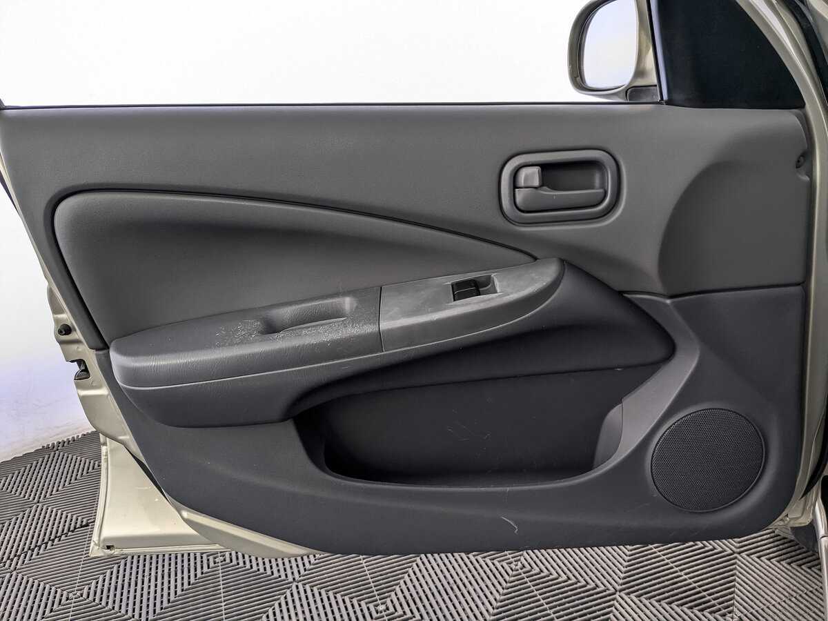 Б/У Ниссан Альмера Классик 2007 года. Фото: #18