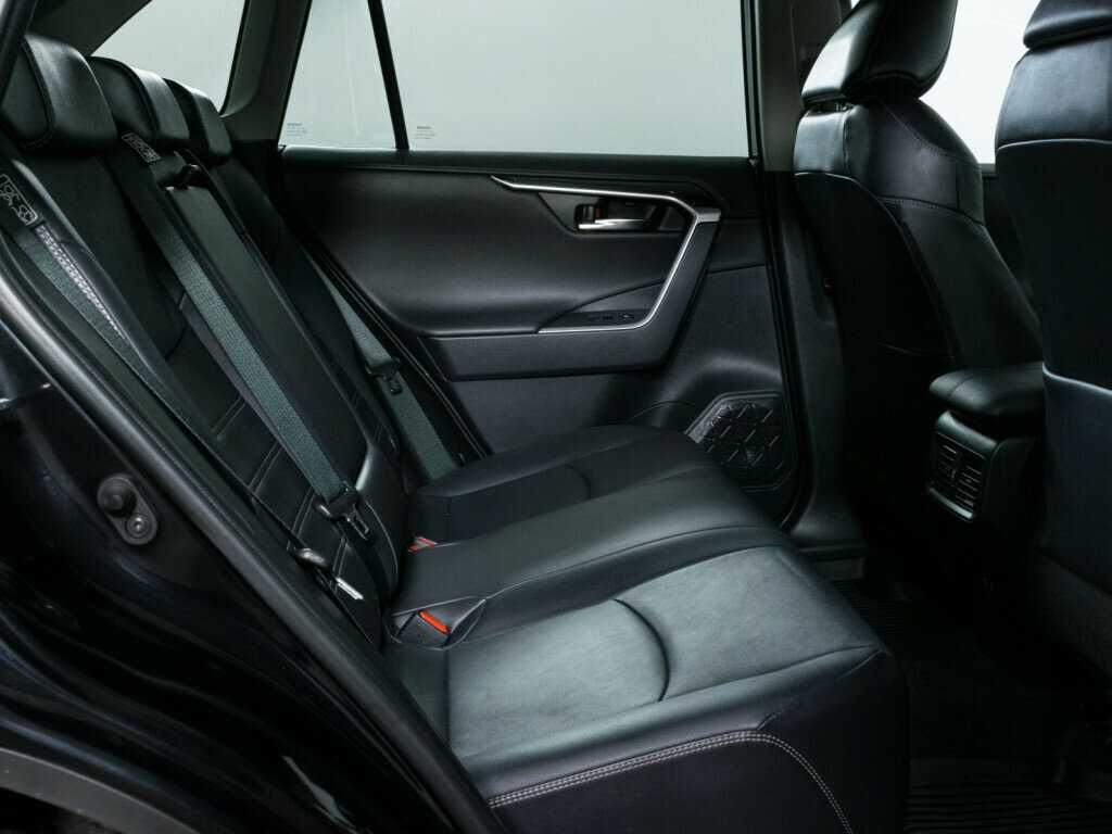 Б/У Тойота Рав4 2021 года. Фото: #10