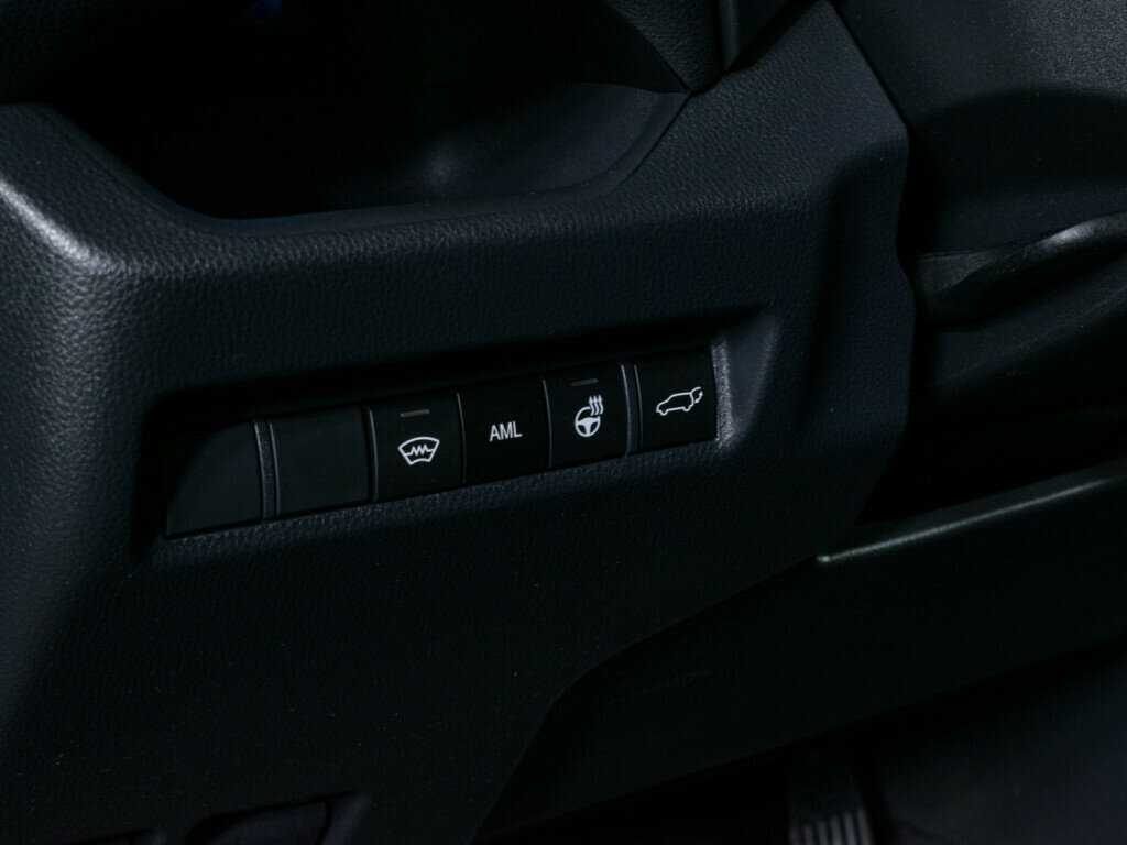 Б/У Тойота Рав4 2021 года. Фото: #17