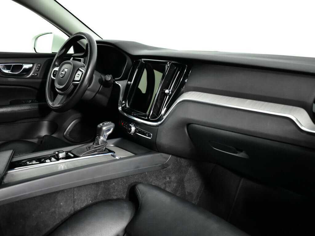 Б/У Вольво С60 2021 года. Фото: #8