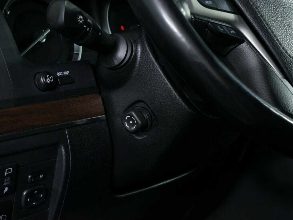 Б/У Тойота Лэнд Крузер 2019 года. Фото: #13