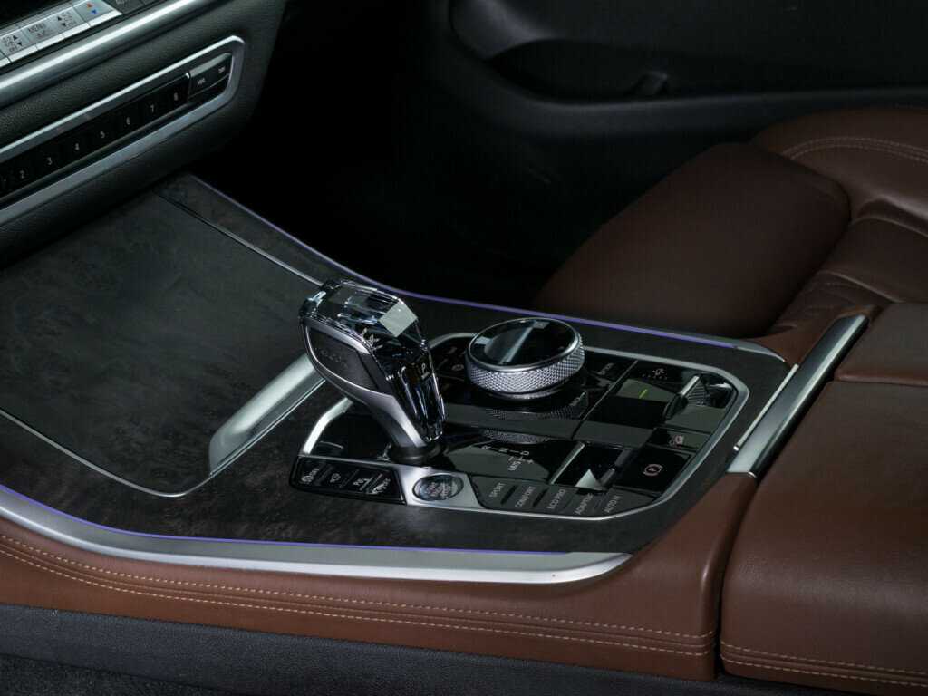 Б/У БМВ Икс5 2020 года. Фото: #17