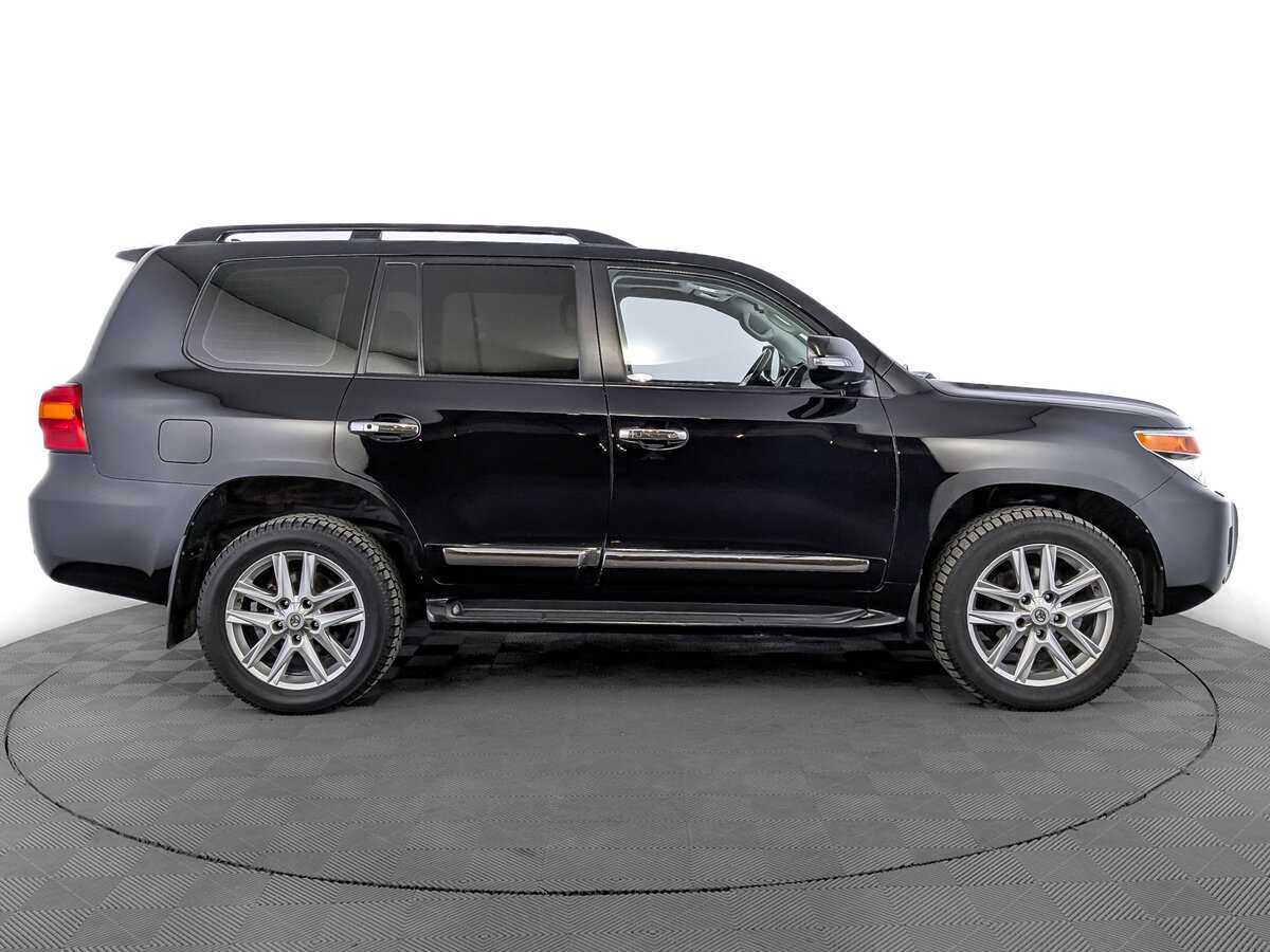 Б/У Тойота Лэнд Крузер 2015 года. Фото: #3