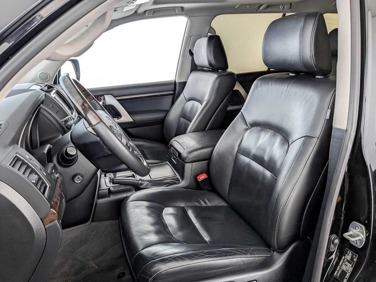 Б/У Тойота Лэнд Крузер 2015 года. Фото: #19