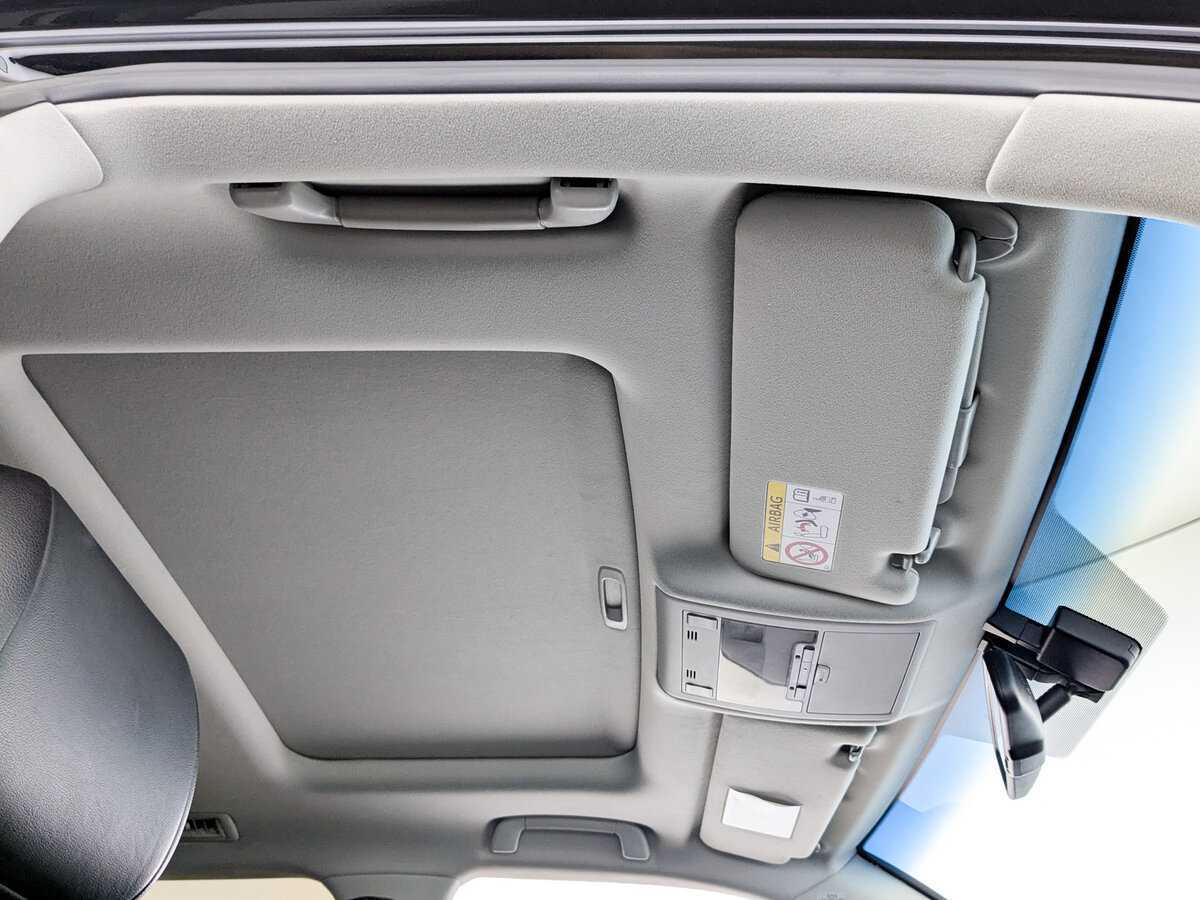 Б/У Тойота Лэнд Крузер 2015 года. Фото: #23