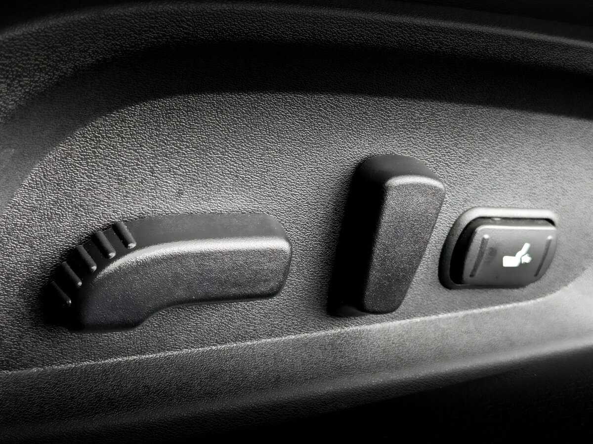 Б/У Инфинити К60 2020 года. Фото: #18