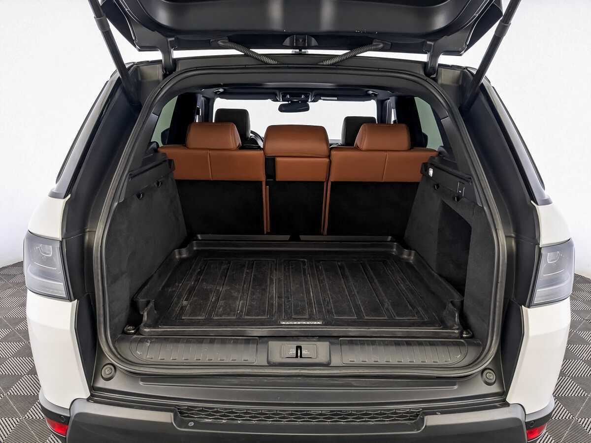 Б/У Лэнд Ровер Рэнж Ровер Спорт 2014 года. Фото: #9