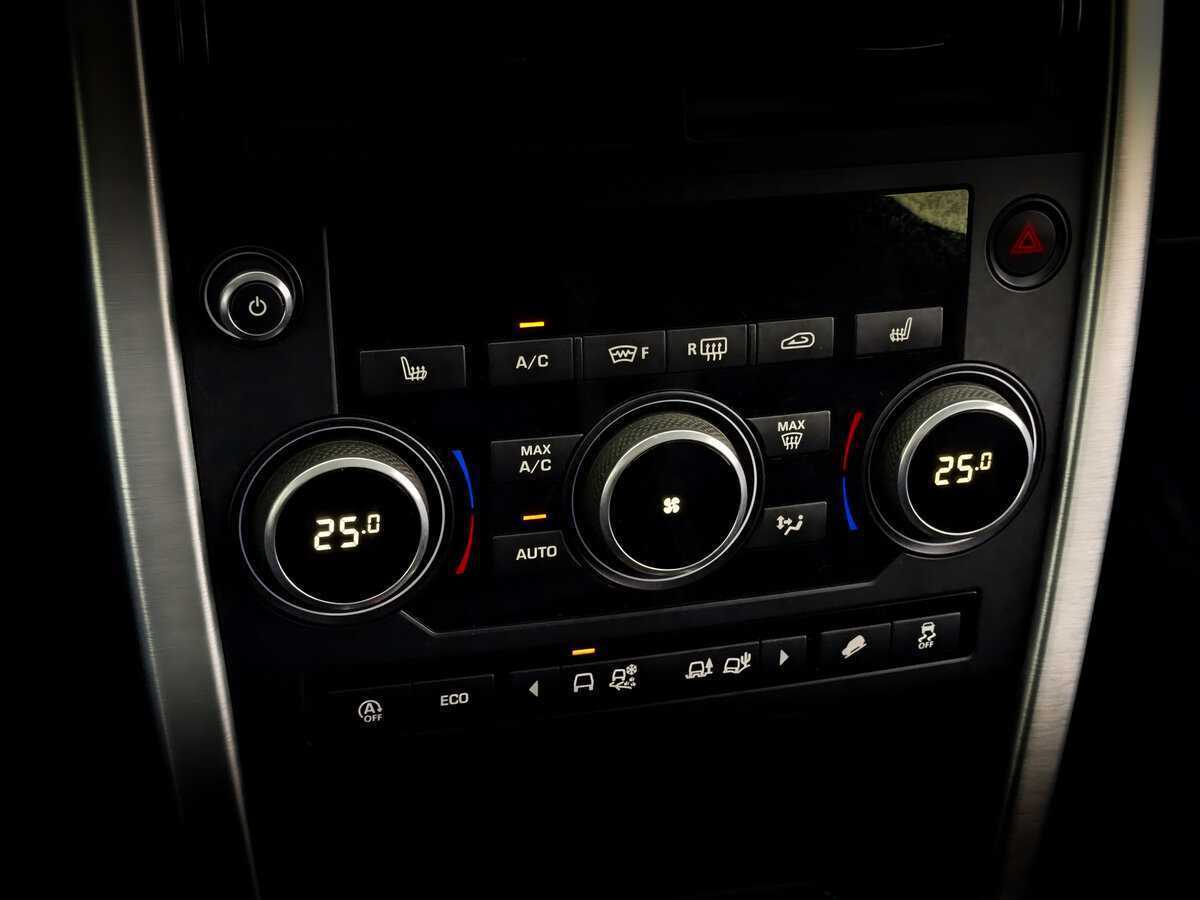 Б/У Лэнд Ровер Дискавери Спорт 2019 года. Фото: #24