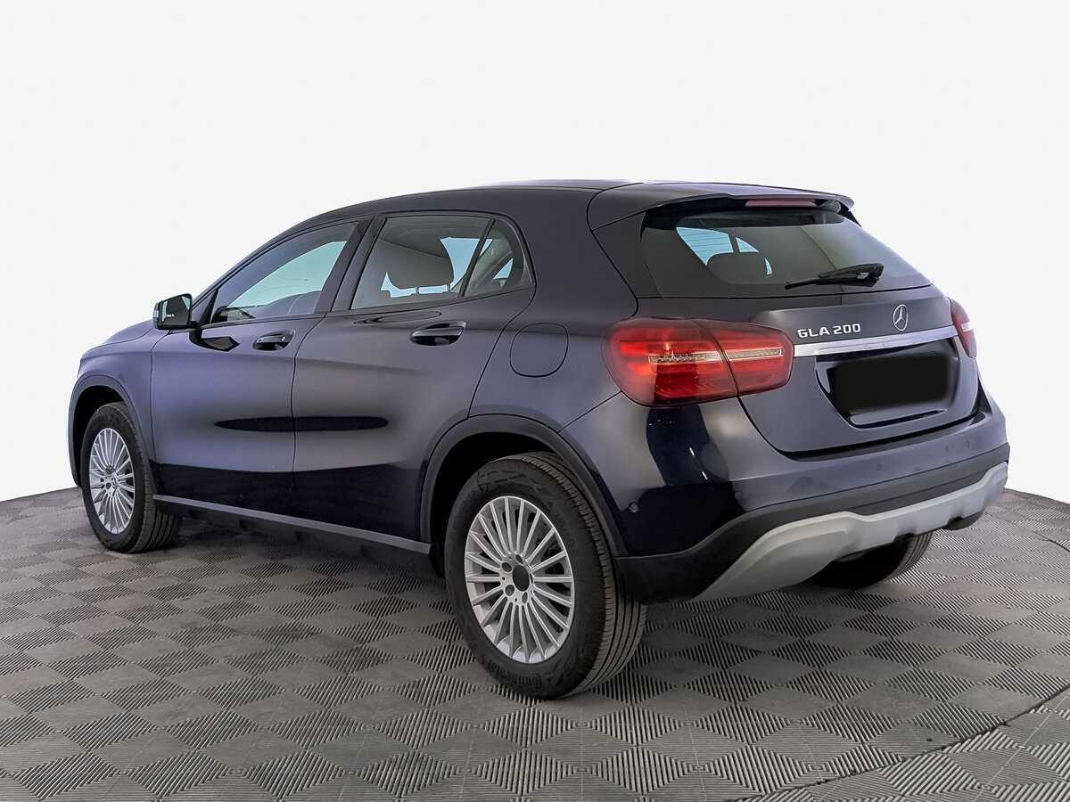 Б/У Мерседес-Бенц ГЛА 2018 года. Фото: #6