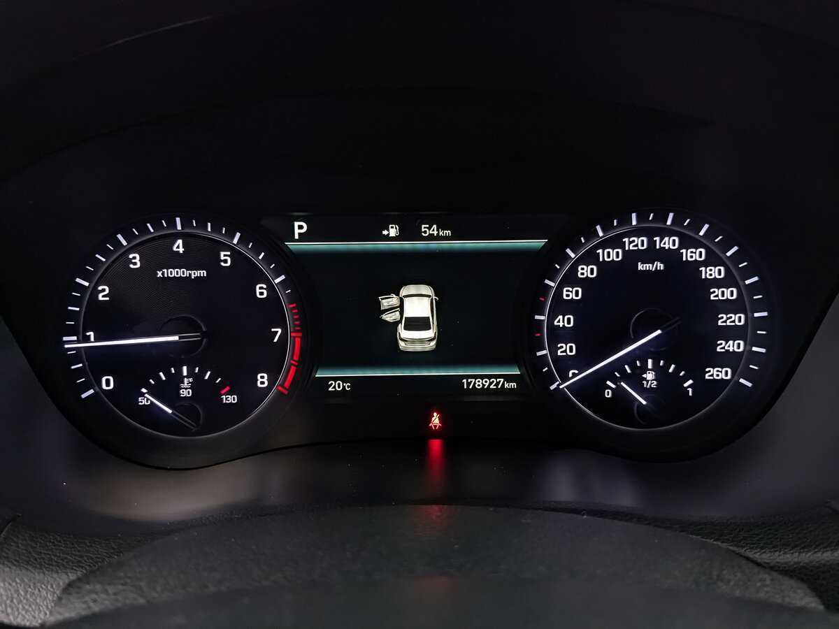 Б/У Генезис Г80 2019 года. Фото: #15