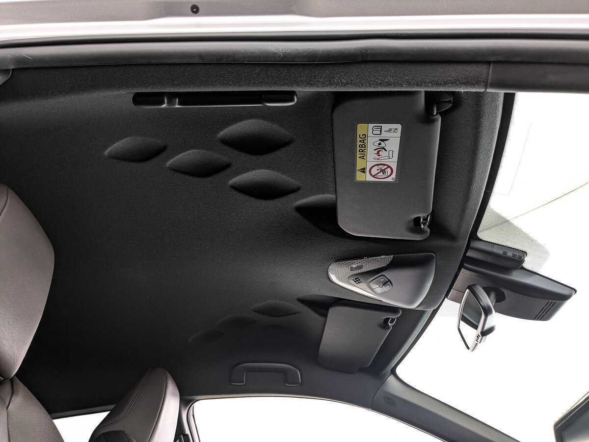 Б/У Тойота Ц-ШР 2017 года. Фото: #22