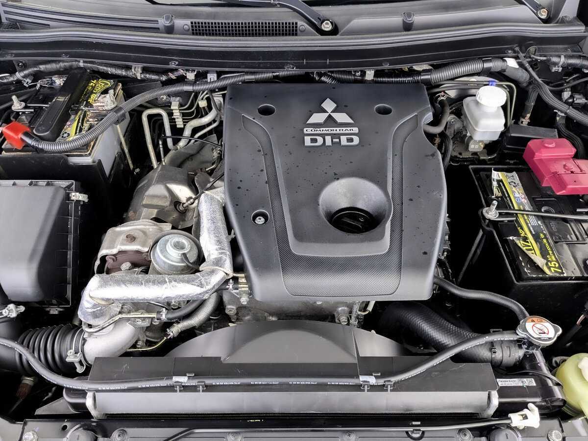 Б/У Митсубиши Паджеро Спорт 2020 года. Фото: #8