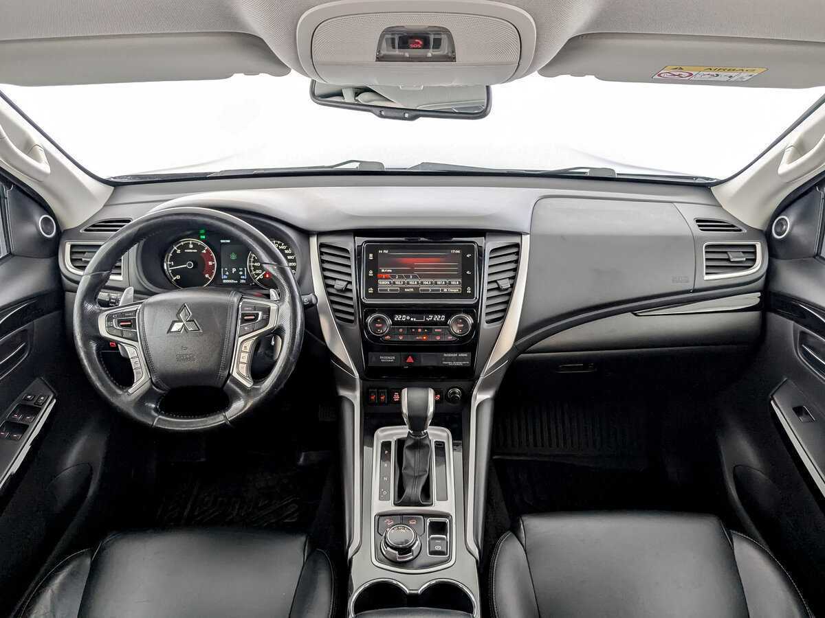 Б/У Митсубиши Паджеро Спорт 2020 года. Фото: #13