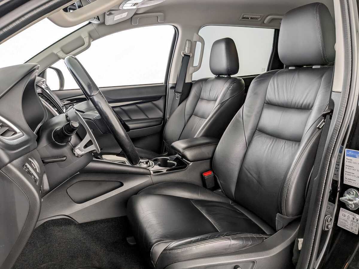 Б/У Митсубиши Паджеро Спорт 2020 года. Фото: #17