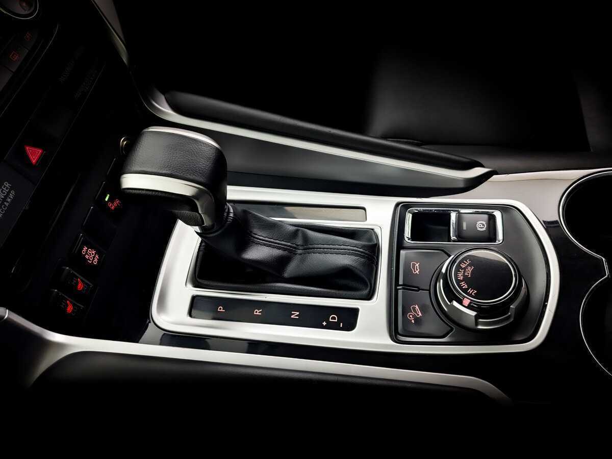 Б/У Митсубиши Паджеро Спорт 2020 года. Фото: #24