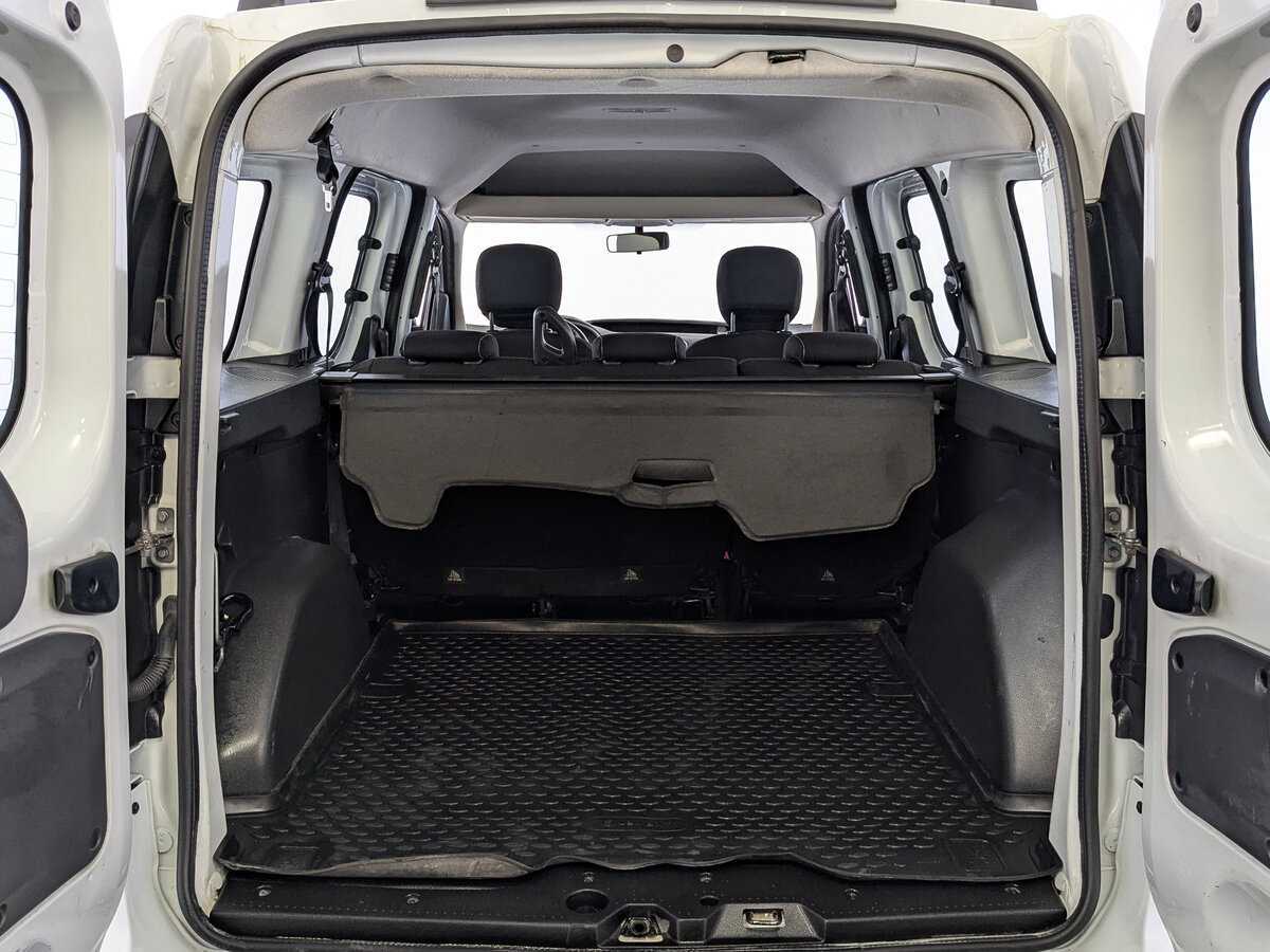 Б/У Рено Доккер 2019 года. Фото: #9