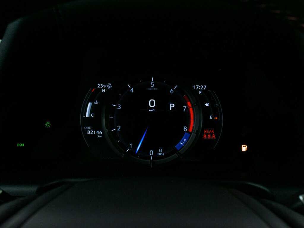 Б/У Лексус ЕС 2020 года. Фото: #14