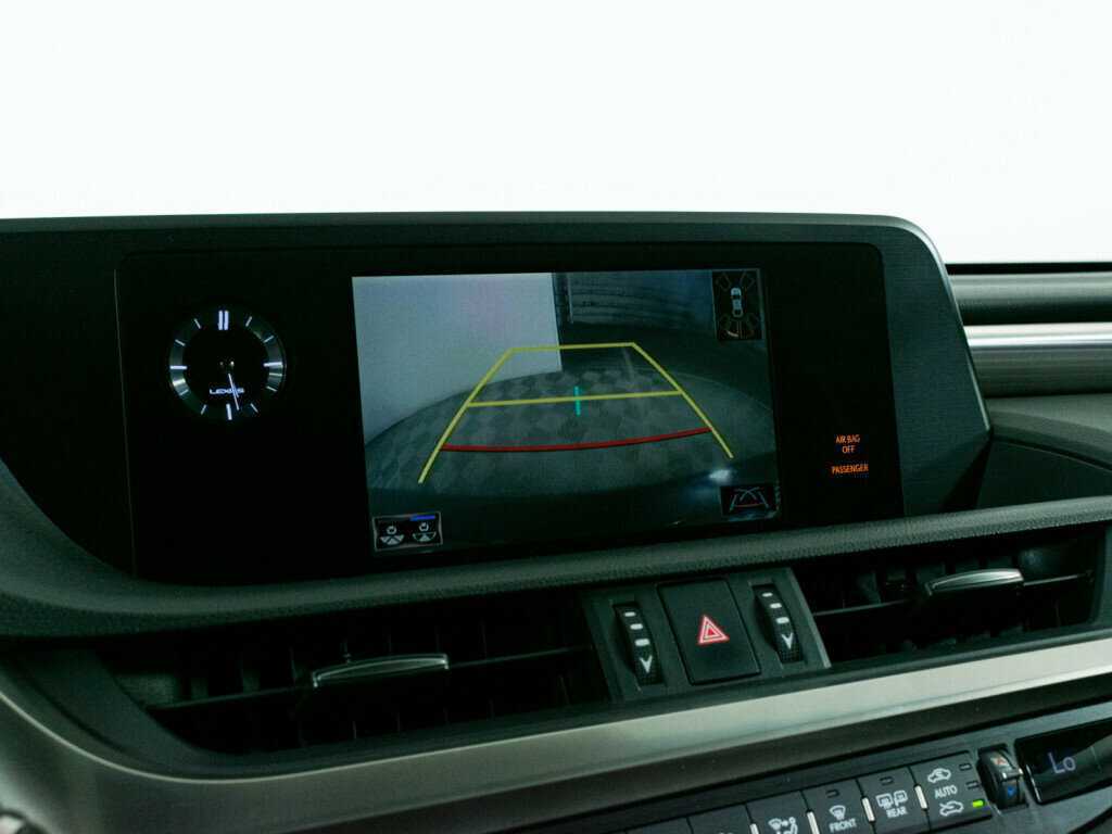 Б/У Лексус ЕС 2020 года. Фото: #22