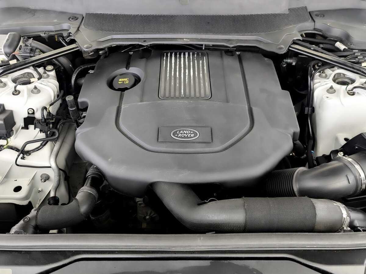 Б/У Лэнд Ровер Дискавери 2019 года. Фото: #8