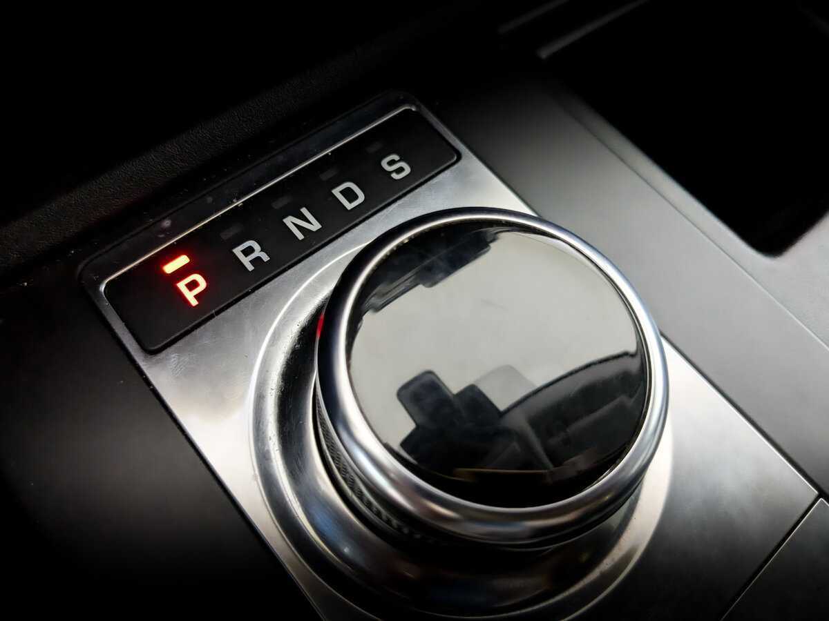 Б/У Лэнд Ровер Дискавери 2019 года. Фото: #26