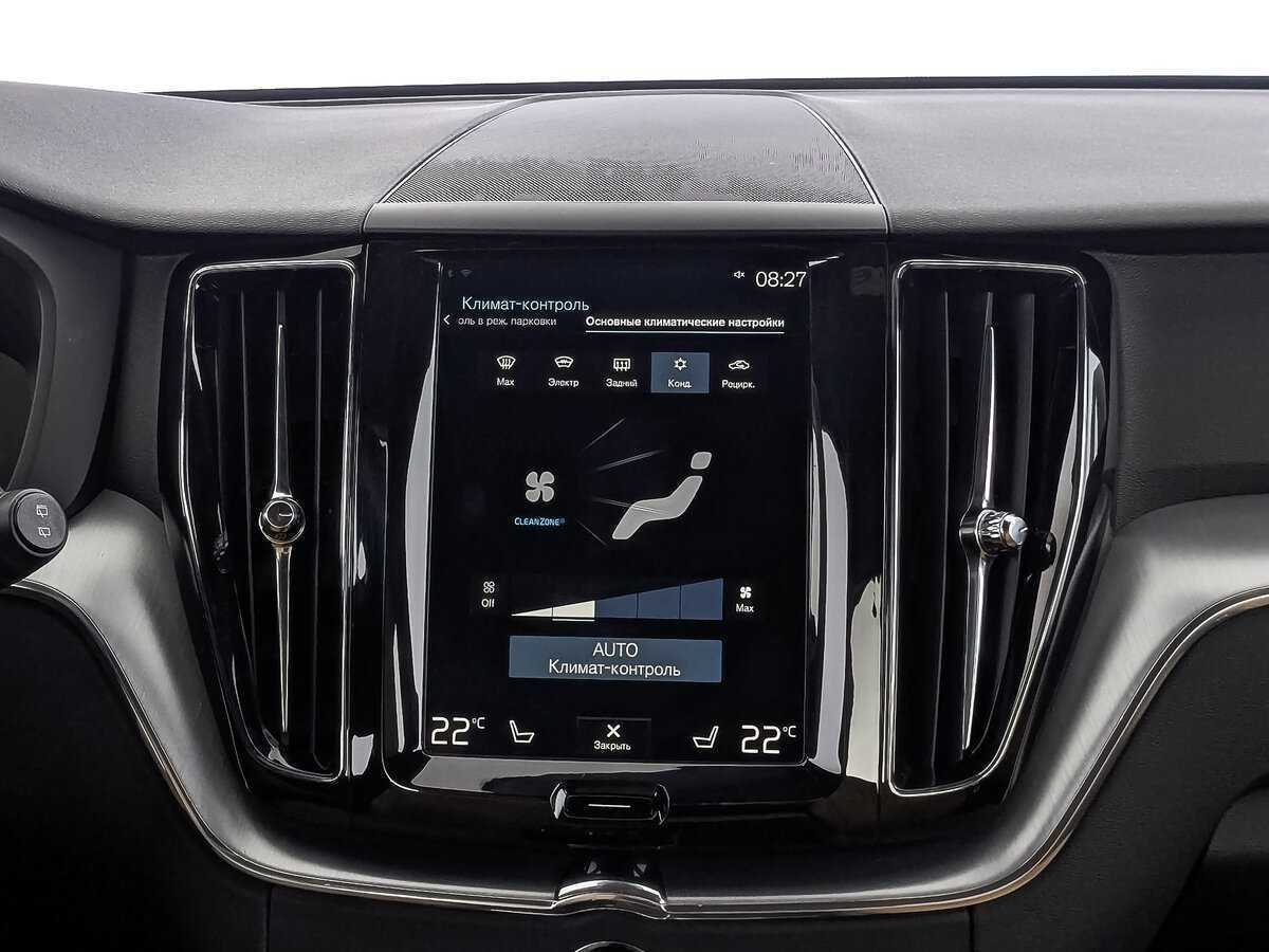 Б/У Вольво ИксЦ60 2019 года. Фото: #16