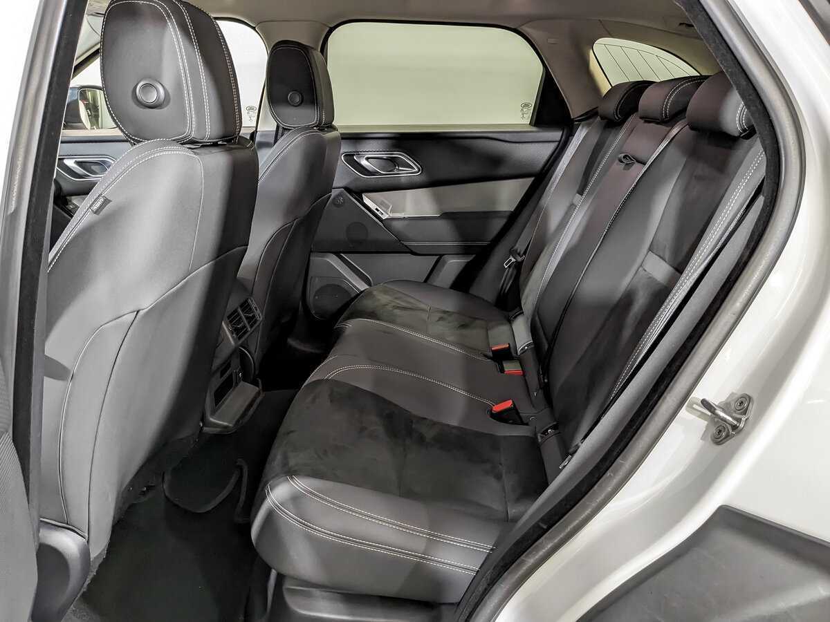 Б/У Лэнд Ровер Рэнж Ровер Велар 2019 года. Фото: #11