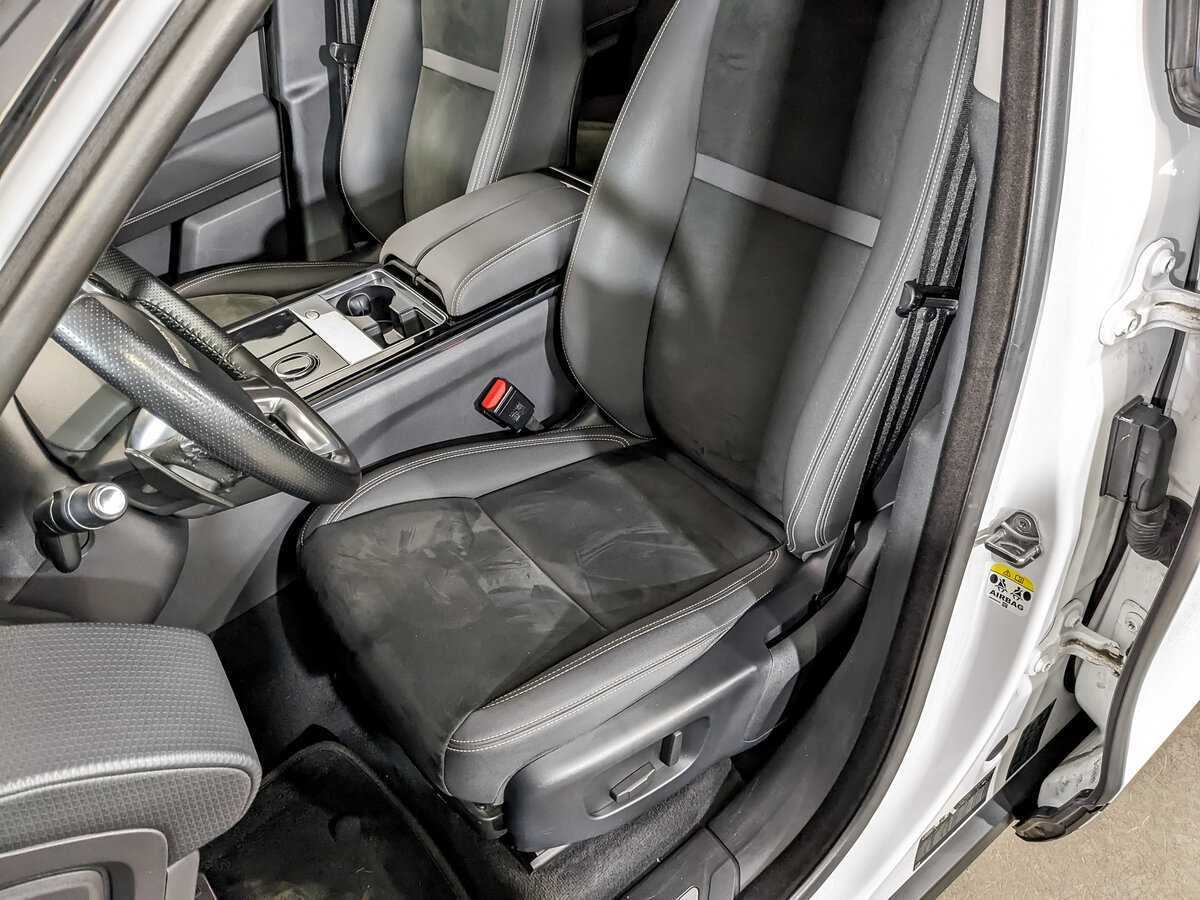 Б/У Лэнд Ровер Рэнж Ровер Велар 2019 года. Фото: #19